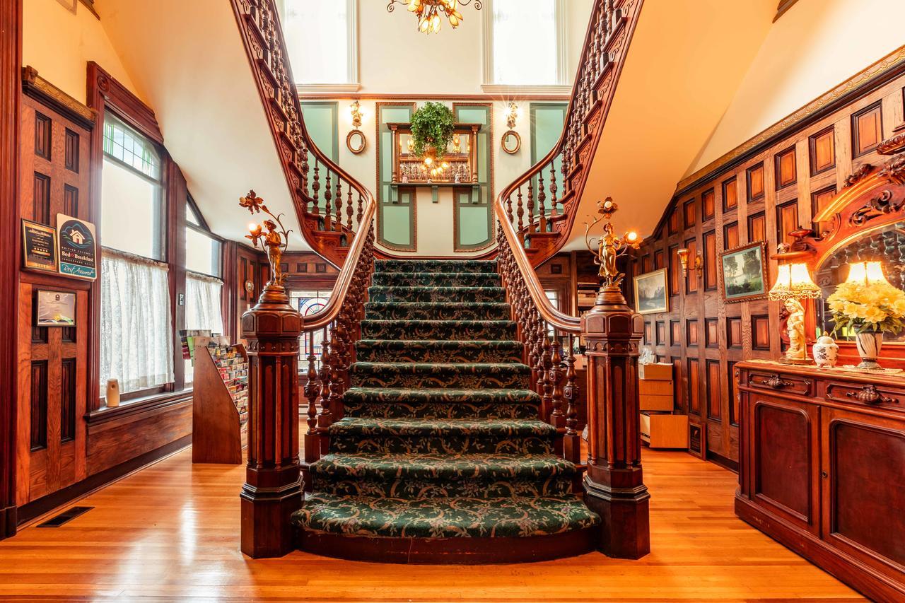 Amethyst Inn Victoria Zewnętrze zdjęcie