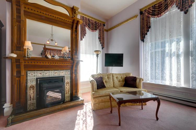 Amethyst Inn Victoria Zewnętrze zdjęcie