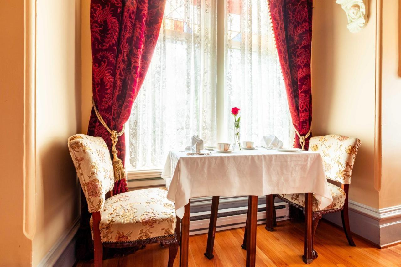 Amethyst Inn Victoria Zewnętrze zdjęcie
