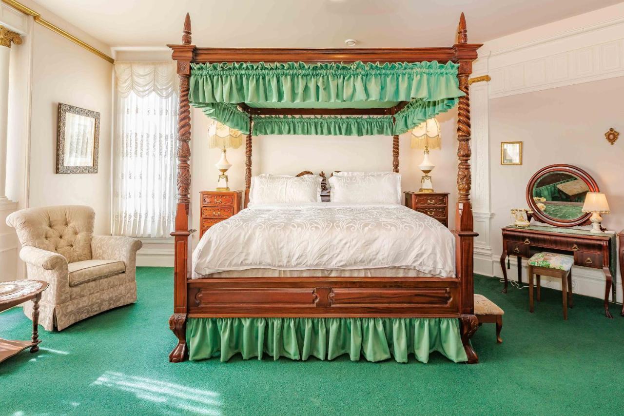 Amethyst Inn Victoria Zewnętrze zdjęcie