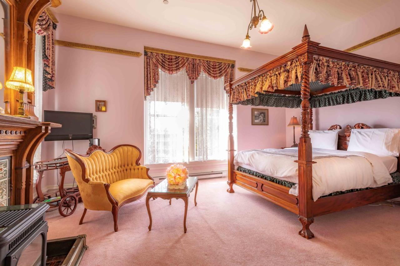 Amethyst Inn Victoria Zewnętrze zdjęcie