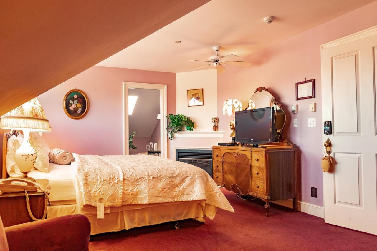 Amethyst Inn Victoria Zewnętrze zdjęcie