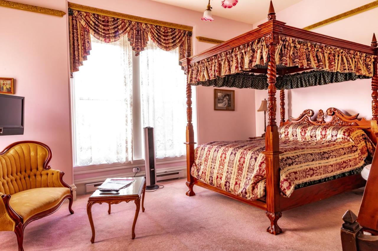 Amethyst Inn Victoria Zewnętrze zdjęcie